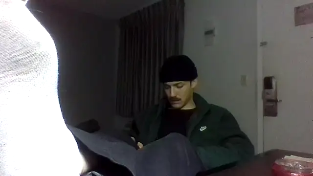 Jbenz420 élő XXX-chatje