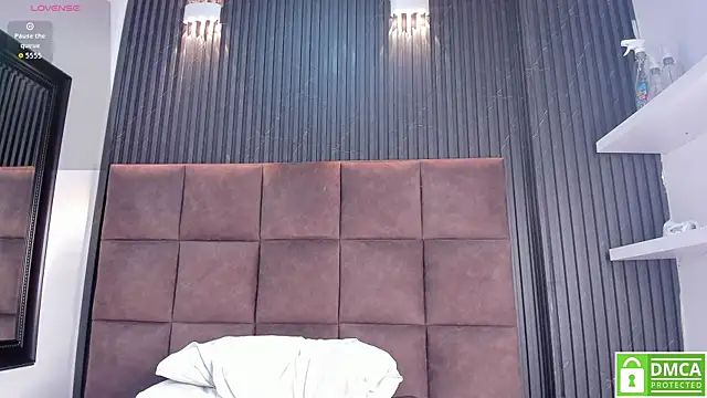 Scarlet__Jones_ élő XXX-chatje