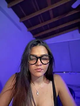 Bellas_pm Webcam-Show