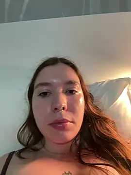 ineesdelrey Webcam Show