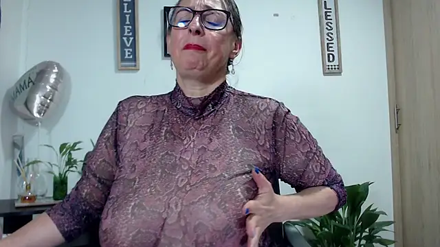 Živý XXX chat pattymaturex