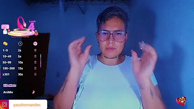 Chatroom XXX en direct de Yessi_rousse