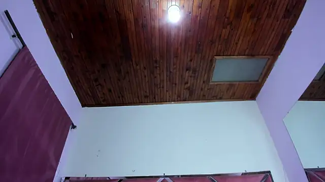 Chat +18 de MeganDangelo ao vivo