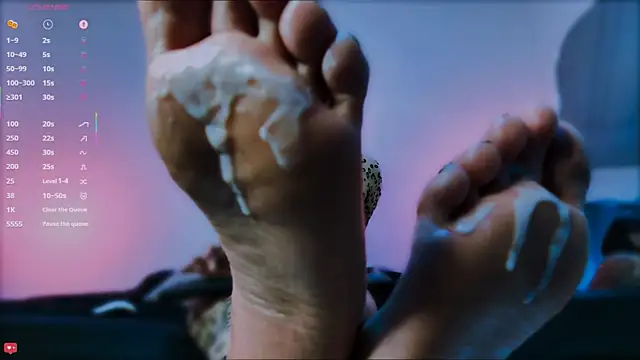 Živý XXX chat ScarlettRedsins