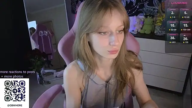 cyyberwhore Adlı Modelin Canlı XXX Sohbeti