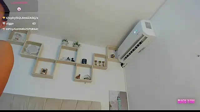 Chat +18 de GreciaEvanss ao vivo