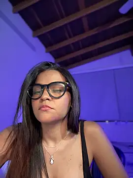 Show modela Bellas_pm na web-kameri