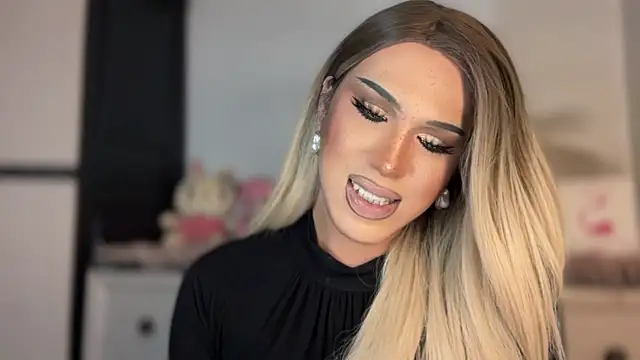 Ts_glamxxのライブXXXチャット