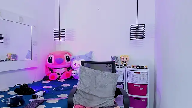 KimberlyJohnsoon Show Webcam