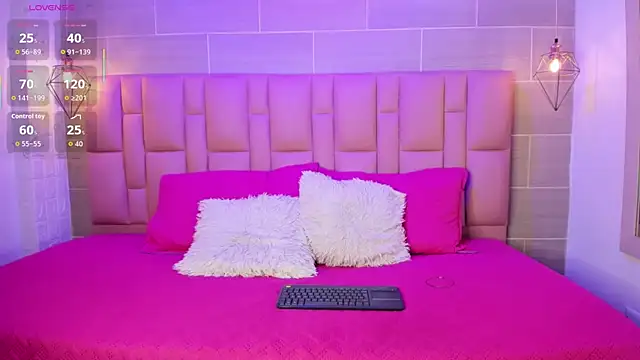 XXX chat uživo modela Naomi-Thompson