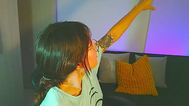 Yuliennegg 라이브 XXX 채팅