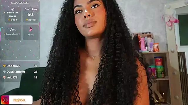 HOTBLACKANDWHITE2 Chat XXX live