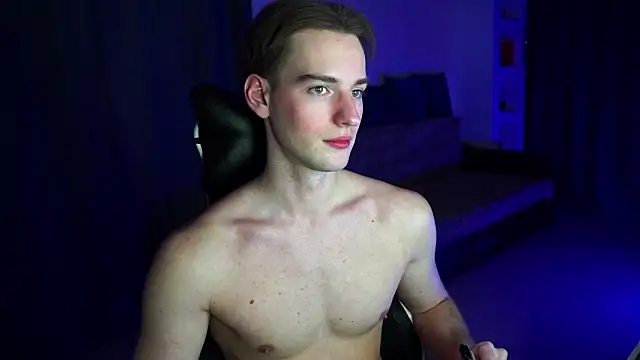 Show modela Litmate na web-kameri