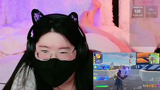 XXX chat uživo modela Kara-Nuna