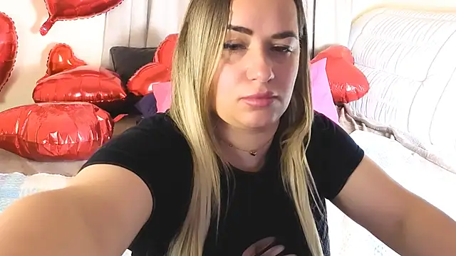 JuicyMillena – webcam-show