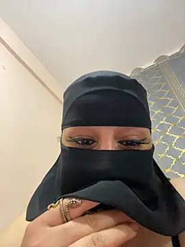 mari_layali's Live XXX Chat