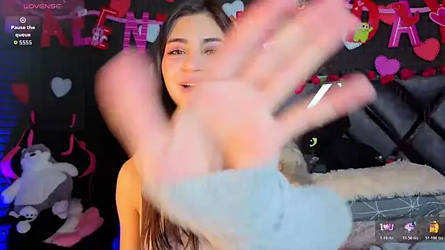 SolBeaumont1 Adlı Modelin Canlı XXX Sohbeti