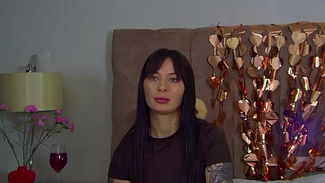 AlexandraBloom Chat XXX in diretta