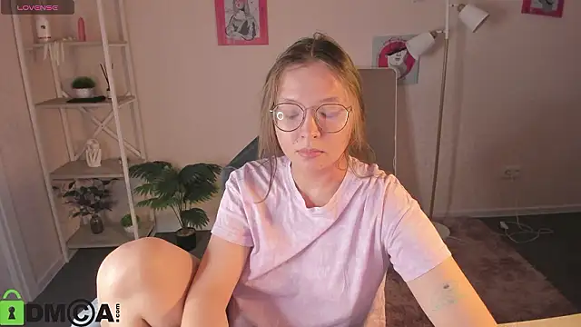XXX chat uživo modela Nuura_Moore