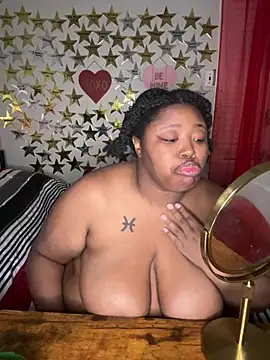 XXX chat uživo modela Chocolatebunnyxx96