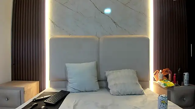 PalomaAguilarx69 Adlı Modelin Canlı XXX Sohbeti