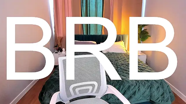 XXX chat uživo modela Julia_Anis