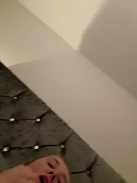 Rosedreamyxo Adlı Modelin Canlı XXX Sohbeti