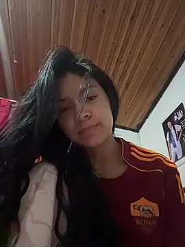 Chat XXX en directo de Charlotemonroe