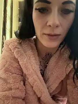 Feuchtes_traumchenn – Live XXX-chat