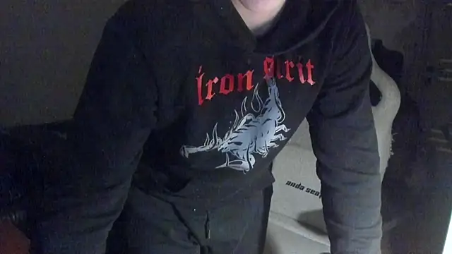 Show modela Knuckles17 na web-kameri