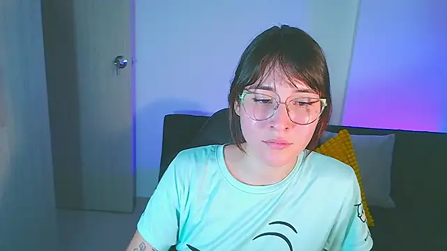 Yuliennegg – Naživo XXX chat