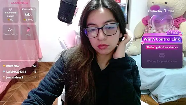 Maggie_Fox3 élő XXX-chatje