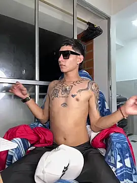 Hardcockboysxxx webkamerás műsora