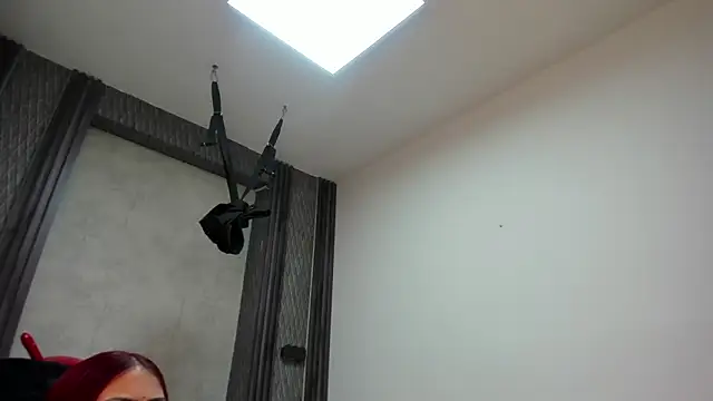 selene_red_ Live XXX Chat