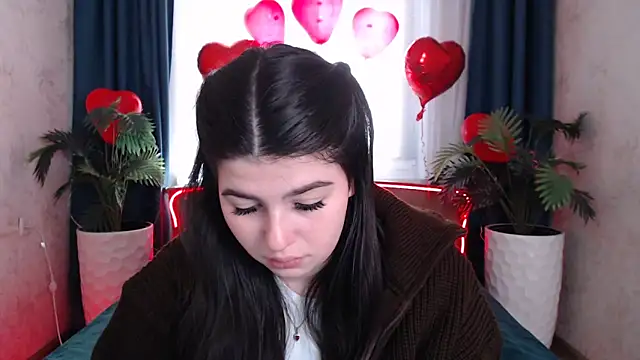 دردشة KisaModel الجنسية المباشرة