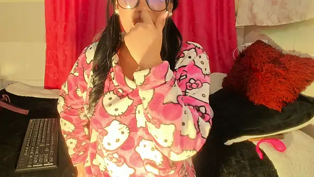 Alysson_cb Adlı Modelin Canlı XXX Sohbeti