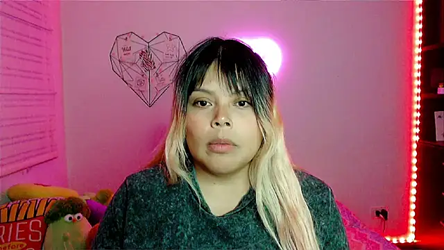 EllieMoonXのライブXXXチャット