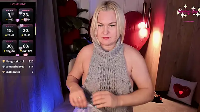 YolandaKiss live XXX chat