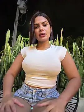 Irina_Velvett Chat XXX in diretta