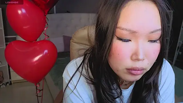 دردشة ElinaMotion الجنسية المباشرة