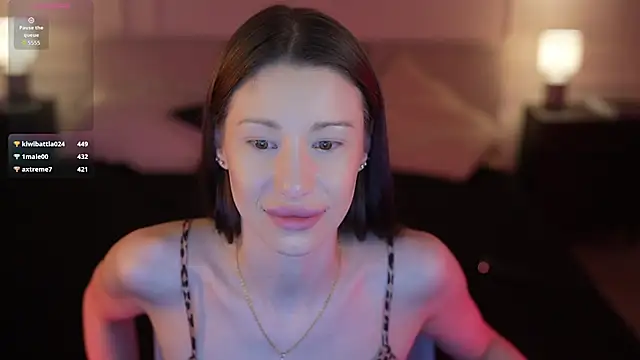 Selena_Glow: απευθείας συνομιλία ΧΧΧ