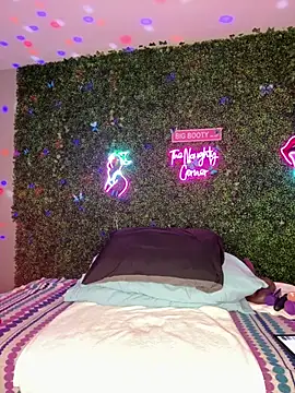 RenaThickAss' Webcam Show