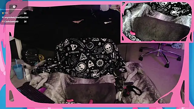 CirqueNoirBlu Webcam show