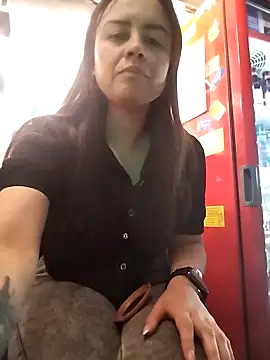 Pokazy przed kamerką – karlagiraldo198