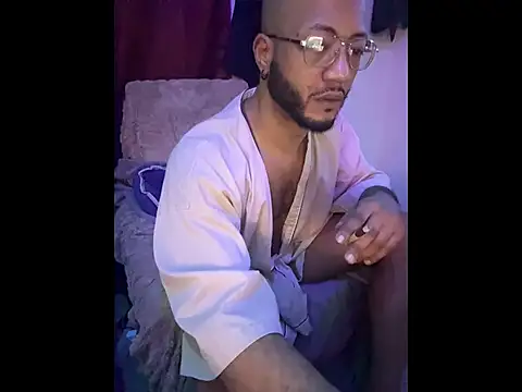 Chat +18 de KY_Sir35 ao vivo