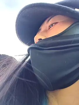 zzdd999 网络视讯表演