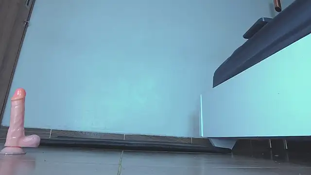 RiriiBrunette__: онлайн-секс-чат