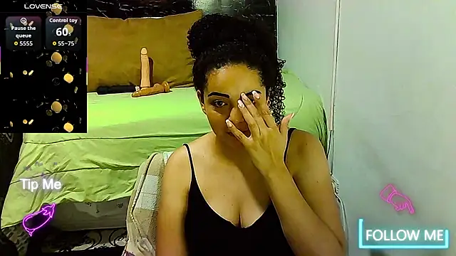 _naughty_milf: онлайн-секс-чат