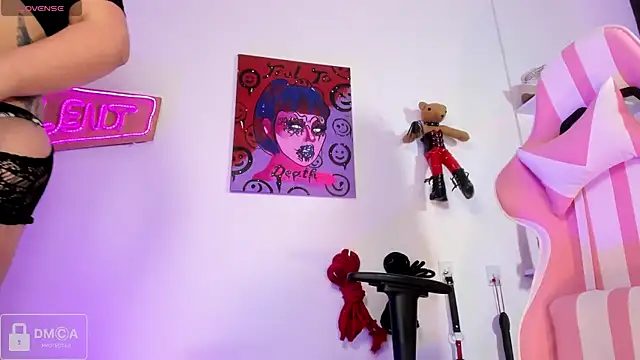 Madison_Flower Webcam-Show