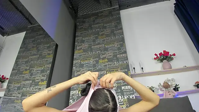 Chat XXX en directo de DemmiLove